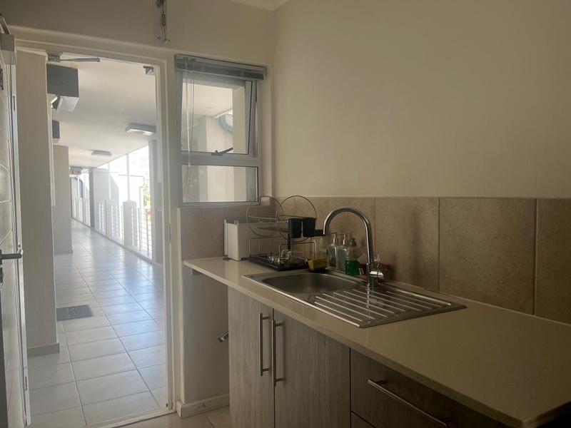 To Let 2 Bedroom Property for Rent in Heathfield Western Cape
